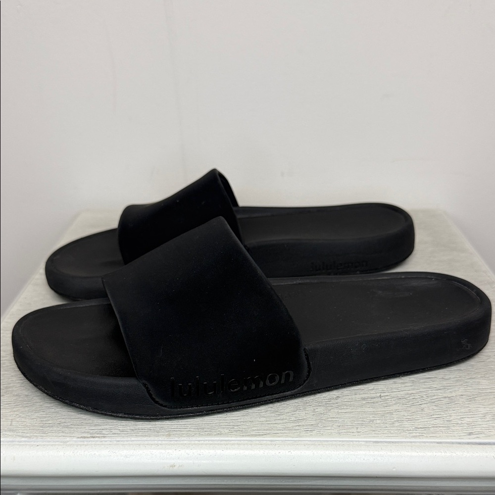 lululemon athletica Black Slide Sandals